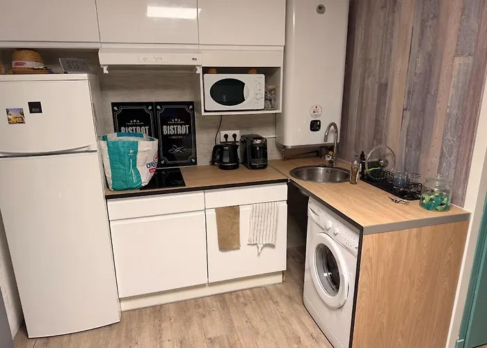 Bord De 4p Avec Parking Appartamento Agde